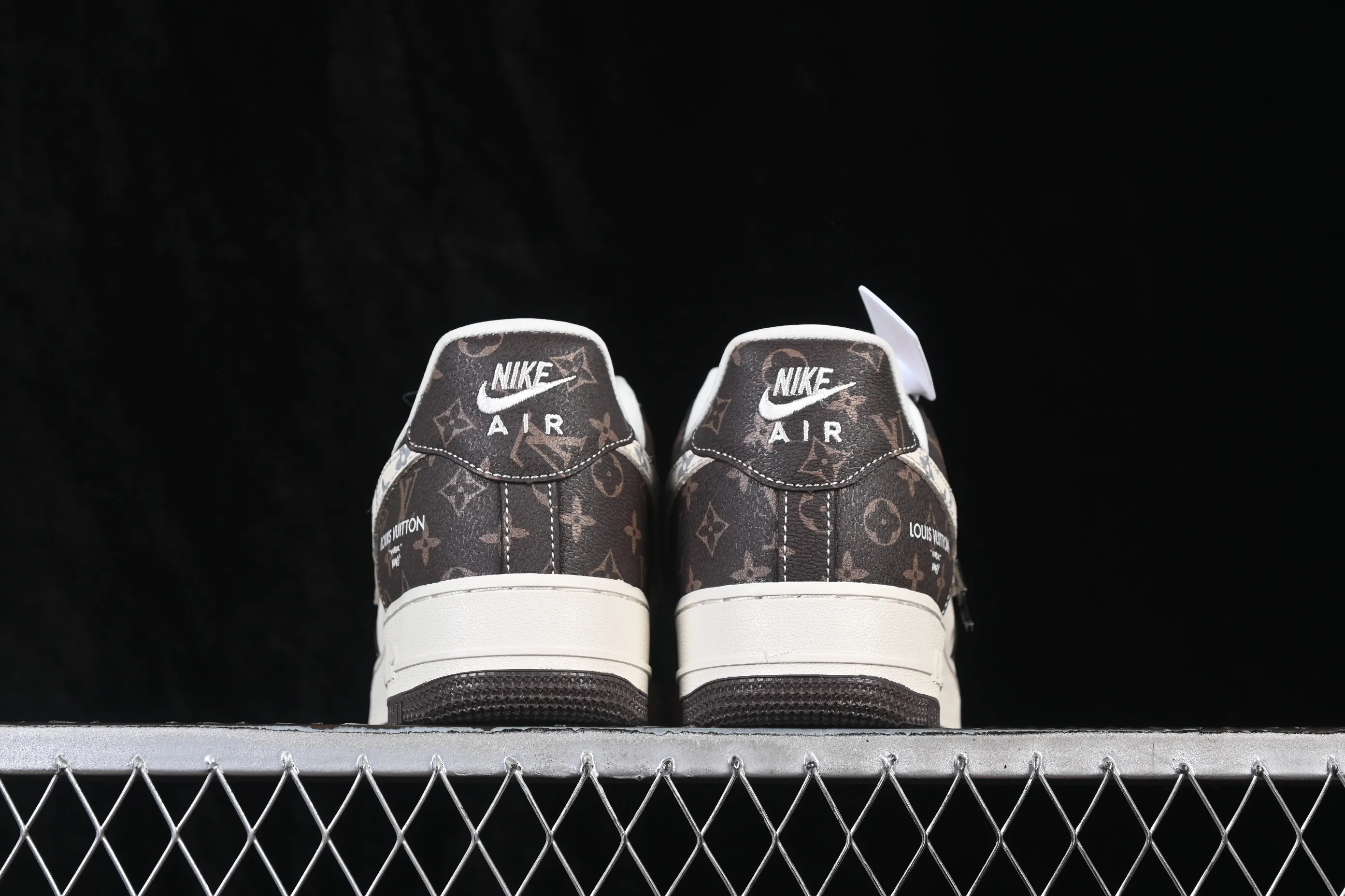 All categories Nk Air Force 1 Air Force series Nk Air Force 1 Low Air Force low-top Nike Air Force 1'07 Low joint model Air Force 1 low-top casual sneakers DW8806-010